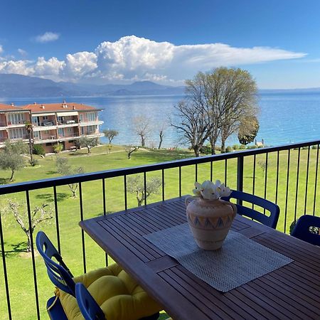 On The Beach Lake View Манерба-дель-Гарда Экстерьер фото
